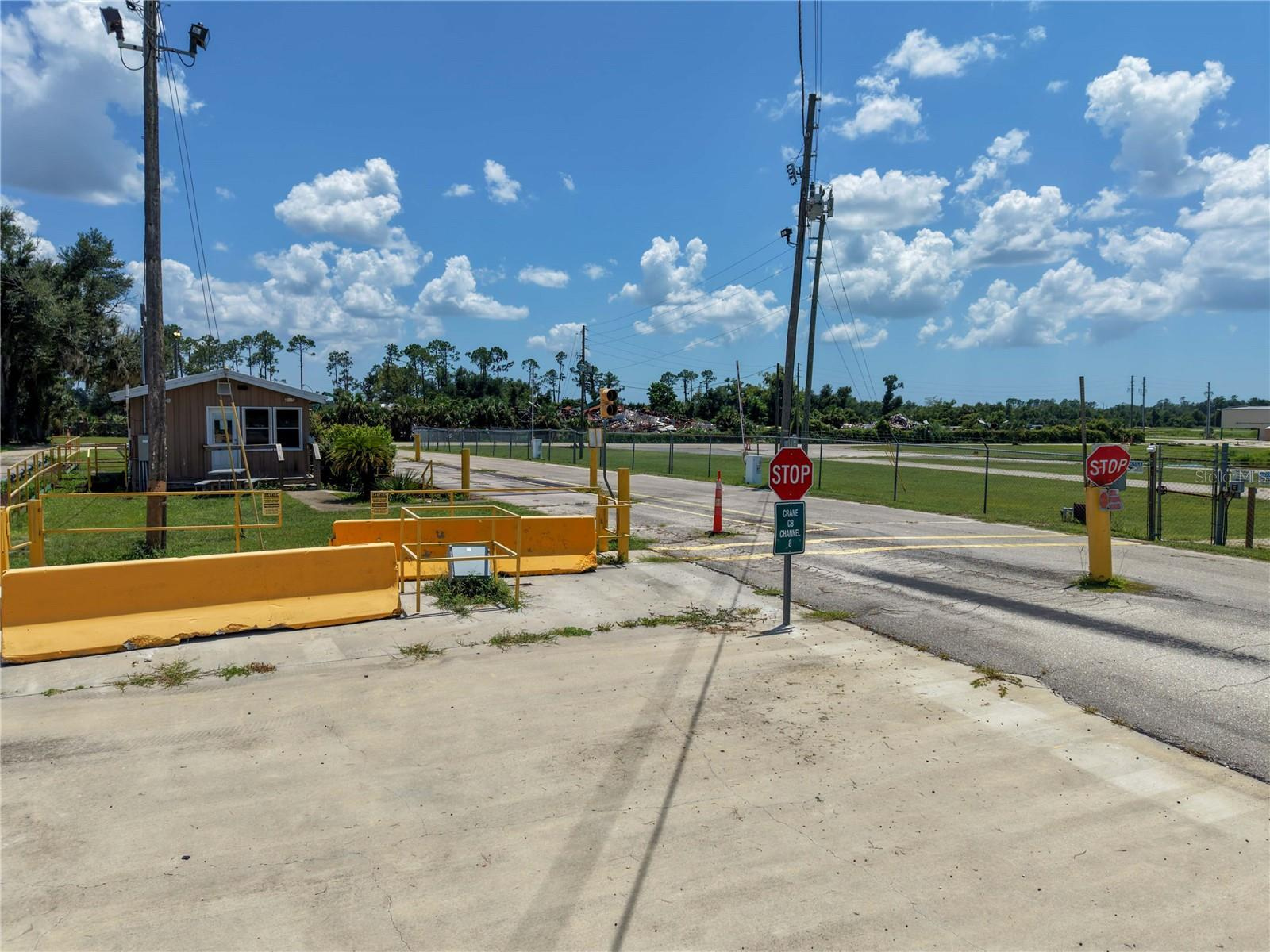40 Acres Industrial Space with 175,000 sq ft of warehouse space For Sale in Taylor County, FL $7,000,000 40 Acres Industrial Space with 175,000 sq ft of warehouse space For Sale in Taylor County, FL $7,000,000